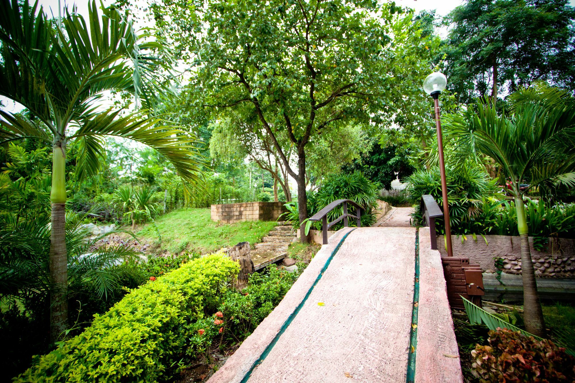 Touch Star Resort - Doi Inthanon Chom Thong Ngoại thất bức ảnh